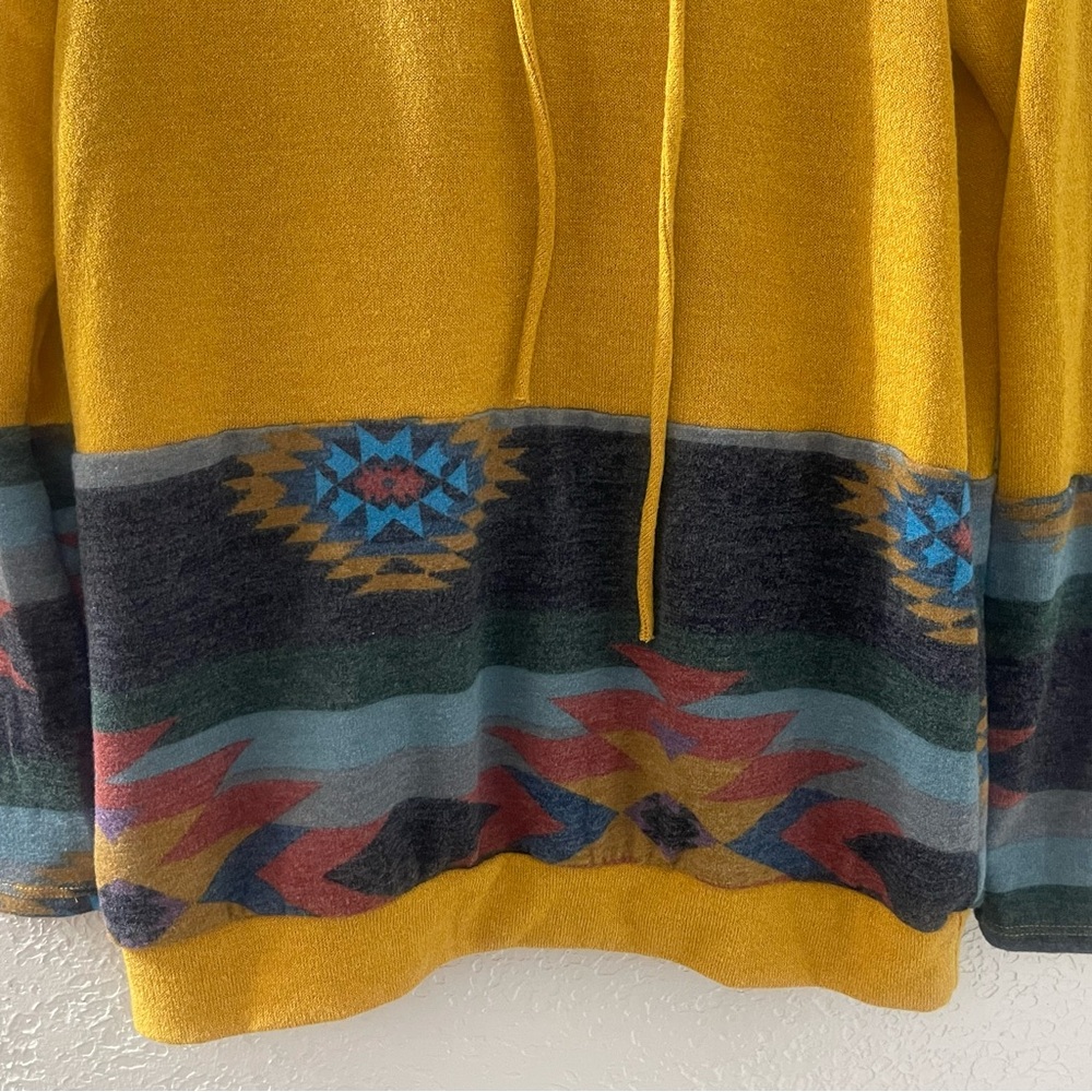 7th Roy‎ Women’s Mustard Hooded Sweatshirt with Patterned Western Aztec Hem Med - Picture 3 of 7